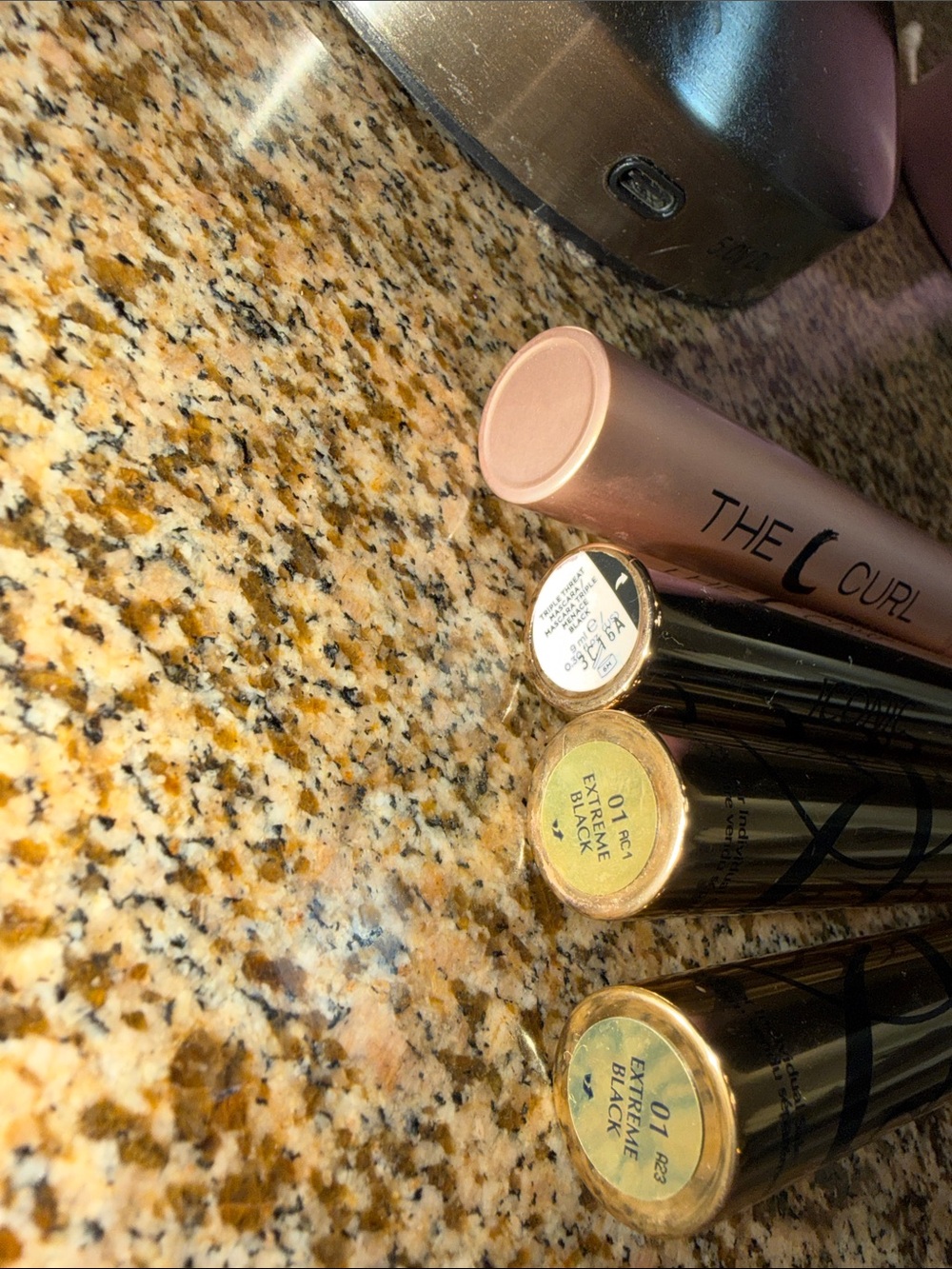 Assorted Mascara Bundle - Picture 2 of 2